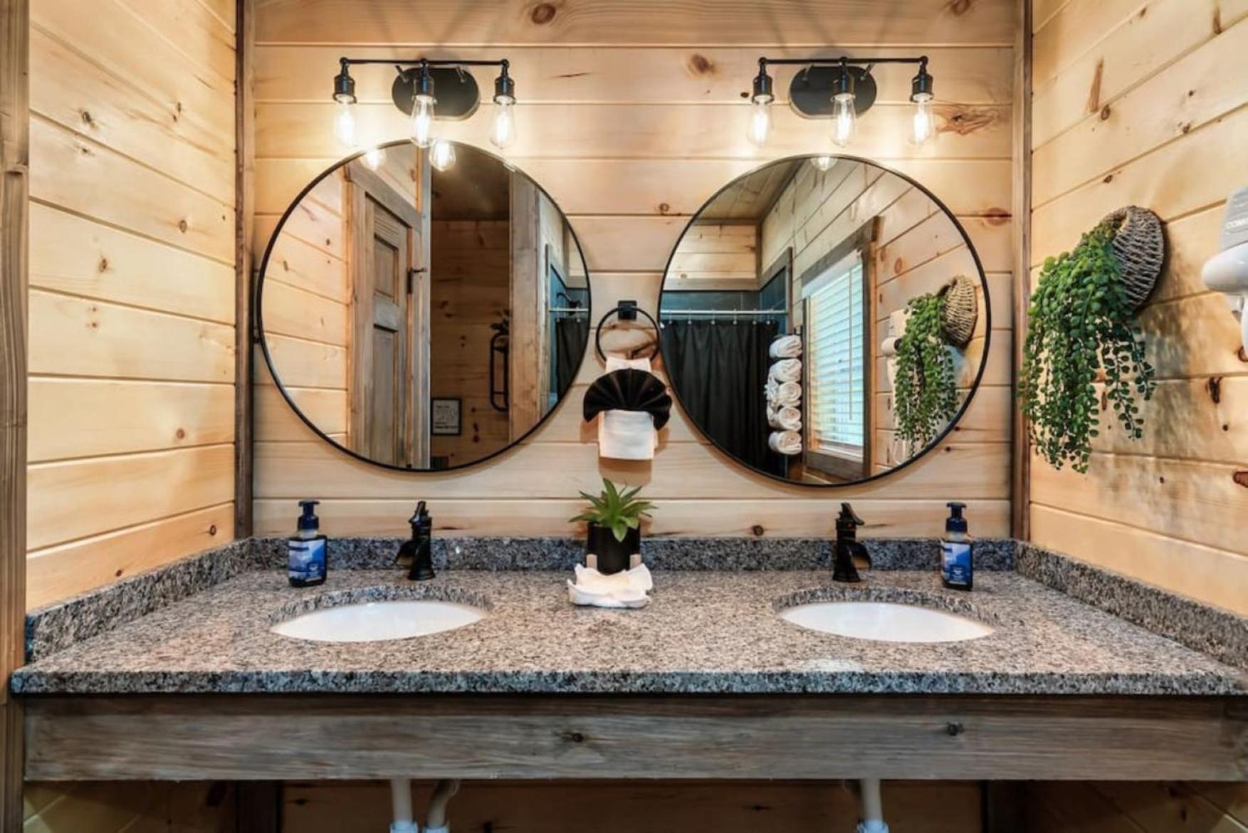 Tranquil Mountain Getaway By Ghosal Luxury Lodging Gatlinburg Luaran gambar