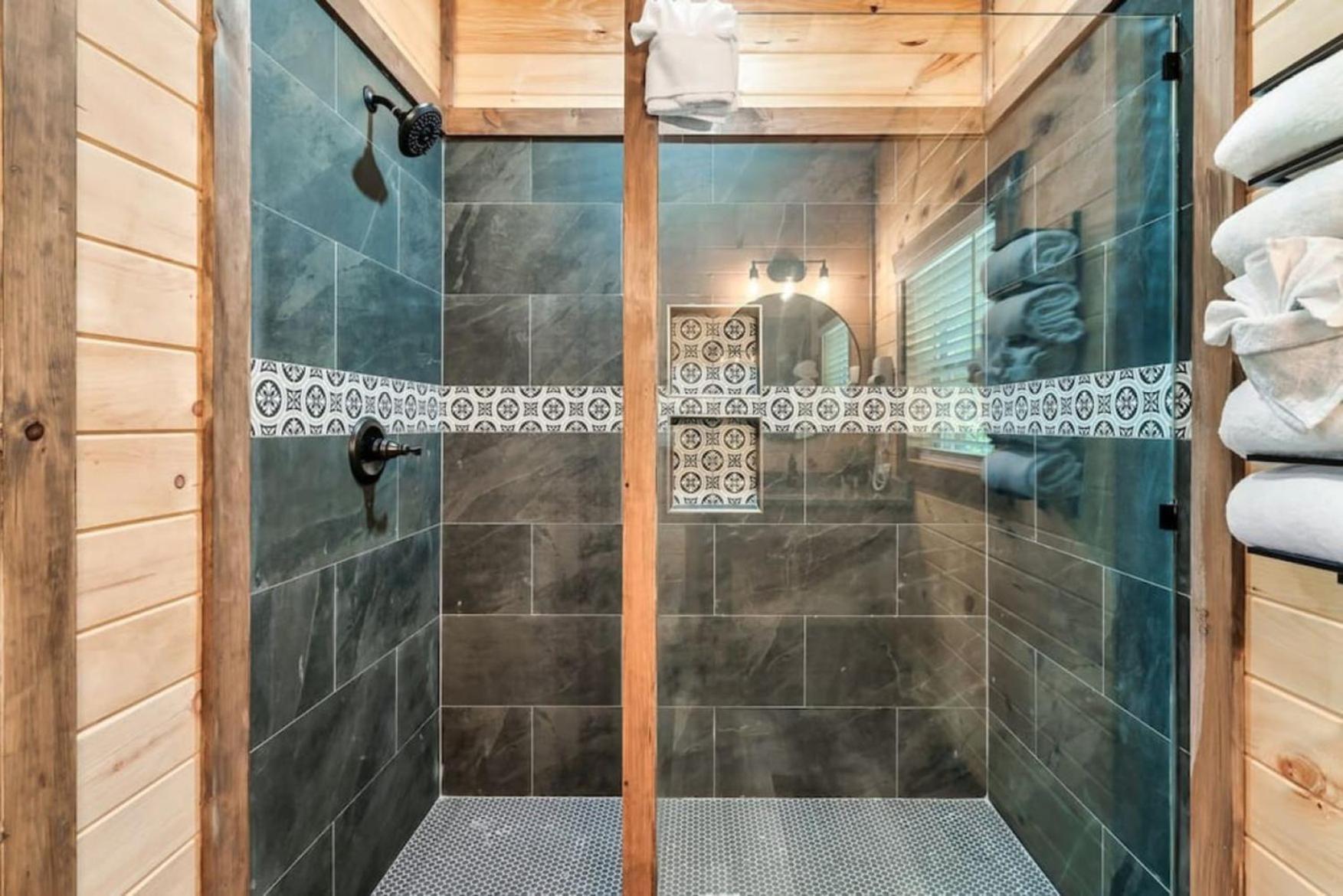 Tranquil Mountain Getaway By Ghosal Luxury Lodging Gatlinburg Luaran gambar